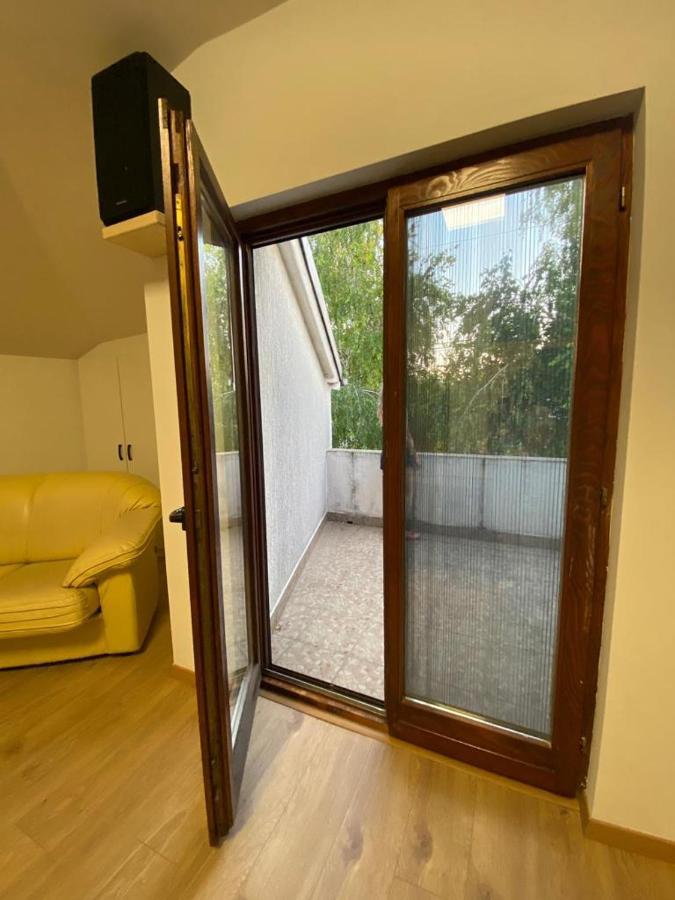Willa House Reko Belgrad Zewnętrze zdjęcie